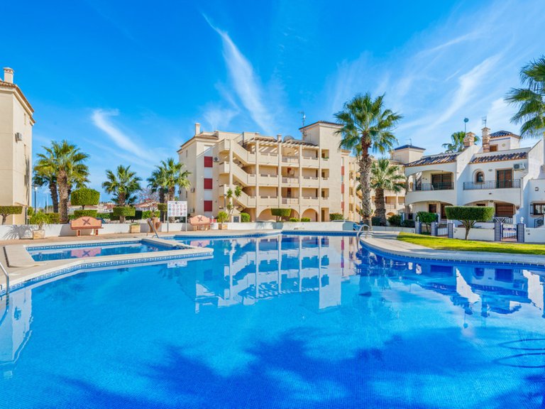 Apartment for Sale in Playa Flamenca, Alicante 31
