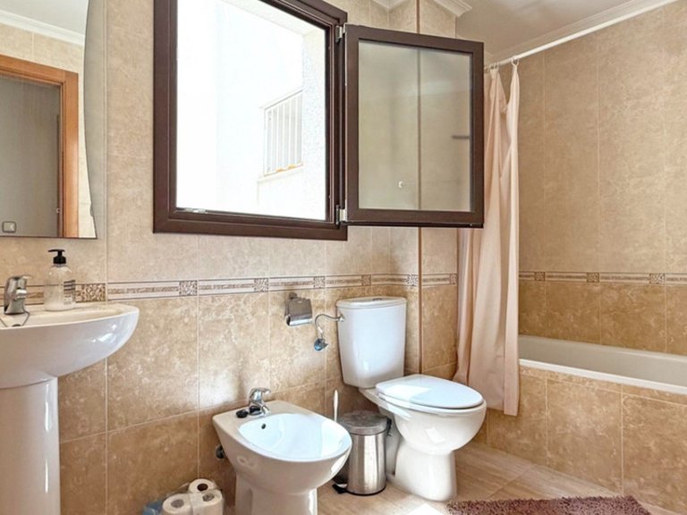 Apartment for Sale in Torrevieja, Alicante 15