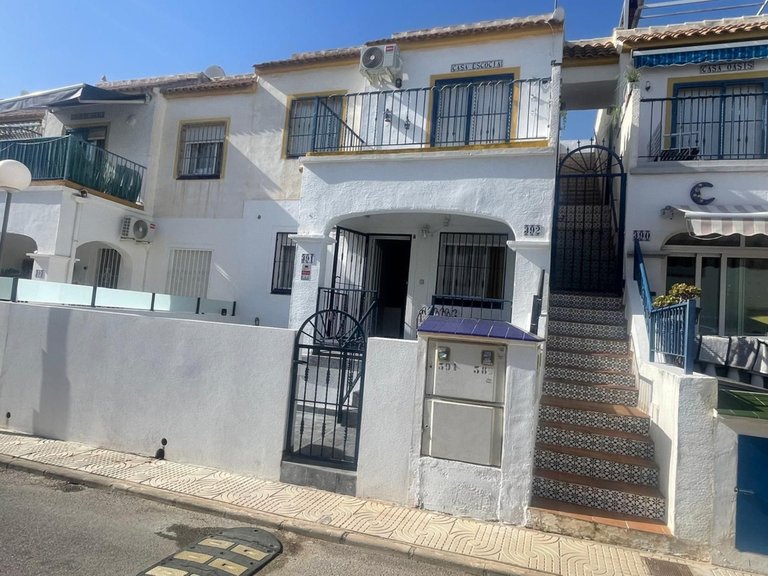 Apartment for Sale in Orihuela Costa, Alicante 2