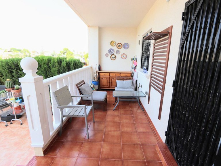 Apartment for Sale in Cabo Roig, Alicante 4