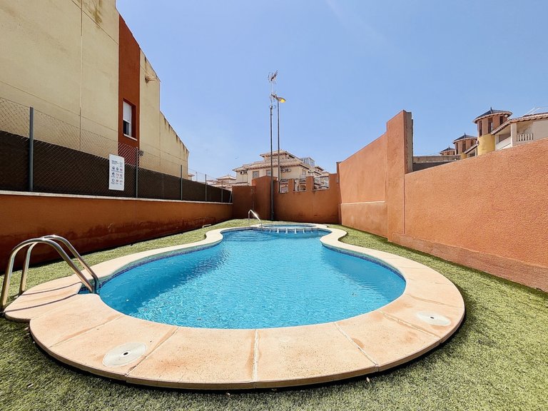 Villa for Sale in Cabo Roig, Alicante 1