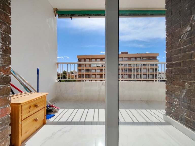 Apartment for Sale in Punta Prima, Alicante 11