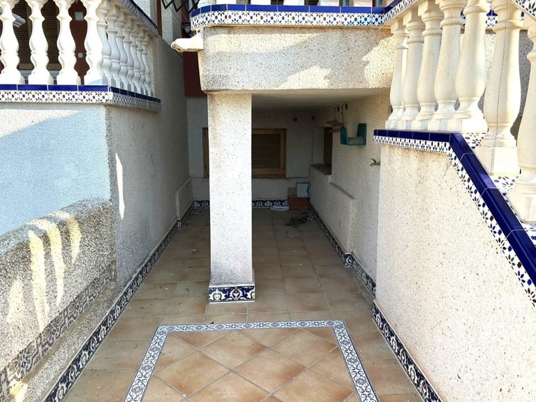 Villa for Sale in Guardamar Del Segura, Alicante 3