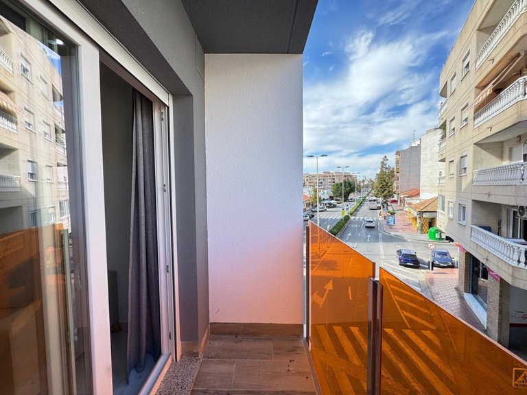 Apartment for Sale in Torrevieja, Alicante 9