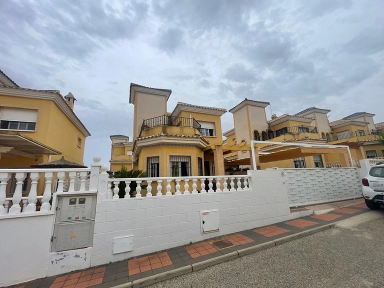 Villa for Sale in Algorfa, Alicante 37