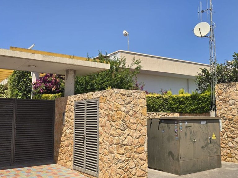 Apartment for Sale in Mil Palmeras, Alicante 2