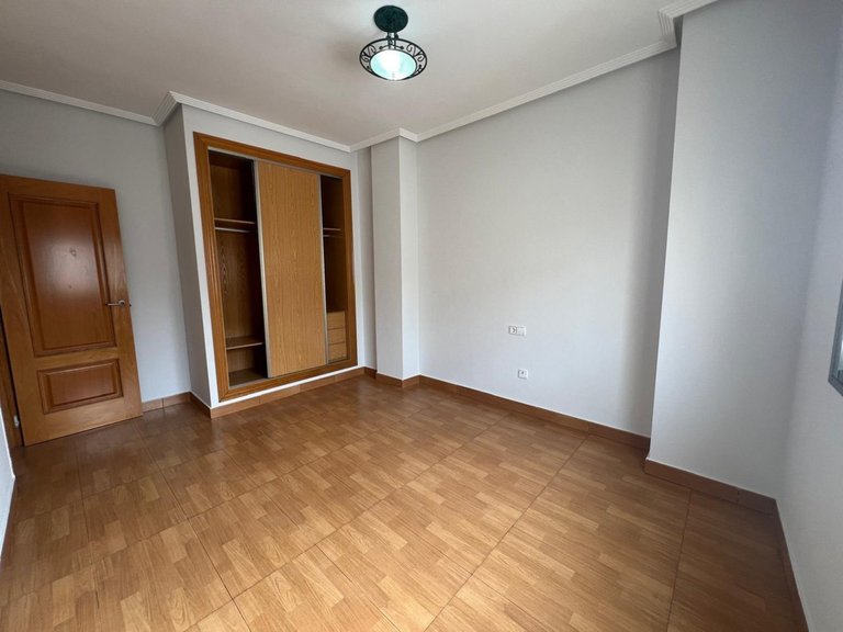 Apartment for Sale in Torrevieja, Alicante 14