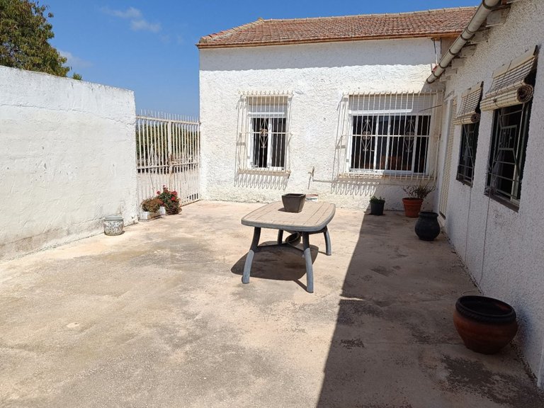 Villa for Sale in Daya Vieja, Alicante 1