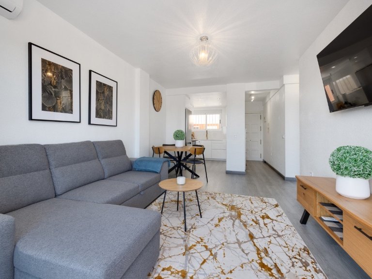 Apartment for Sale in Punta Prima, Alicante 7