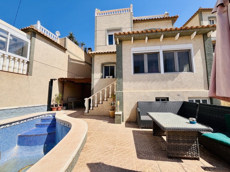Villa for Sale in San Miguel De Salinas, Alicante 23