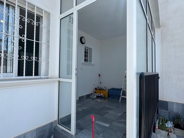 Villa for Sale in Torrevieja, Alicante 31
