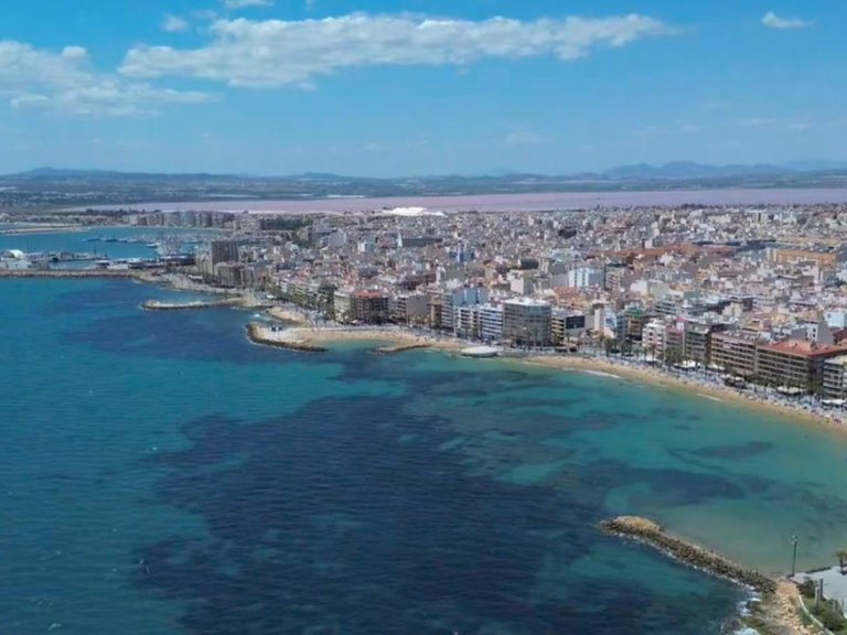 Apartment for Sale in Playa Del Cura, Alicante 1