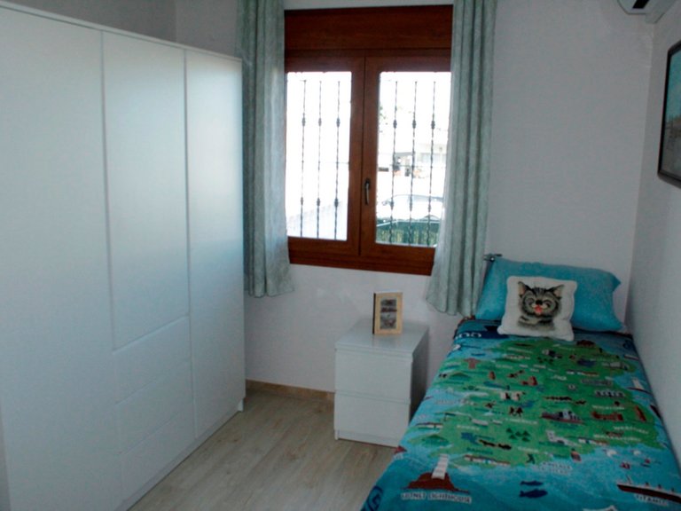 Villa for Sale in Orihuela Costa, Alicante 9