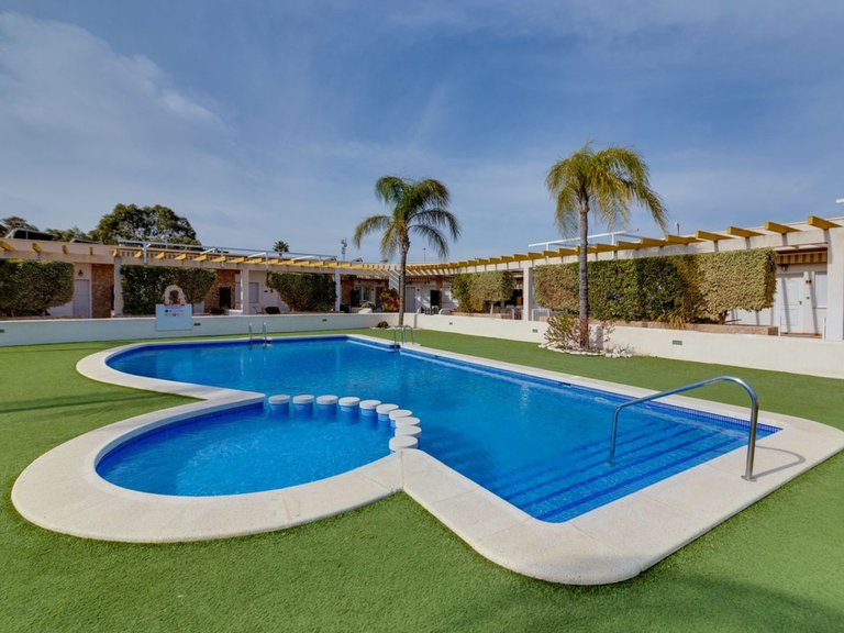 Villa for Sale in Mil Palmeras, Alicante 12