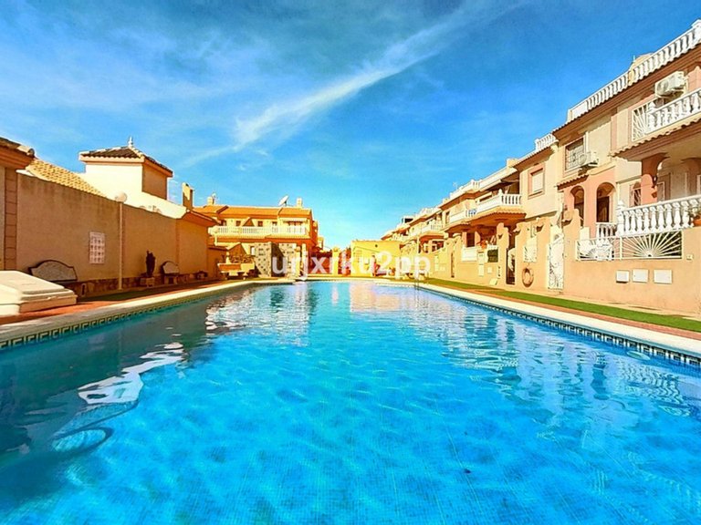 Villa for Sale in Playa Flamenca, Alicante 16