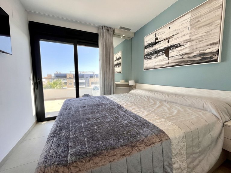 Apartment for Sale in Torrevieja, Alicante 10