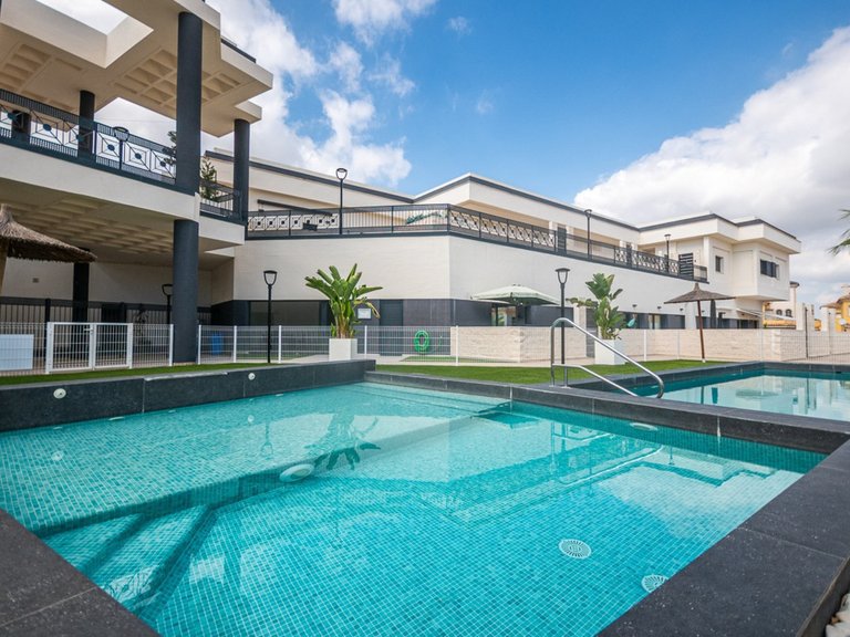 Apartment for Sale in Lo Crispin, Alicante 4