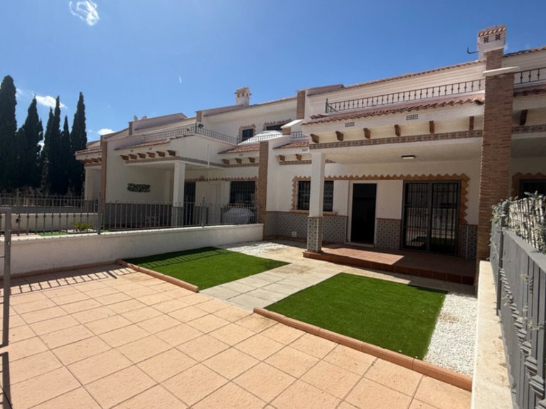 Villa for Sale in San Miguel De Salinas, Alicante 1