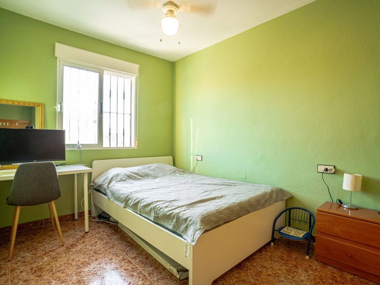 Apartment for Sale in Los Altos, Alicante 9