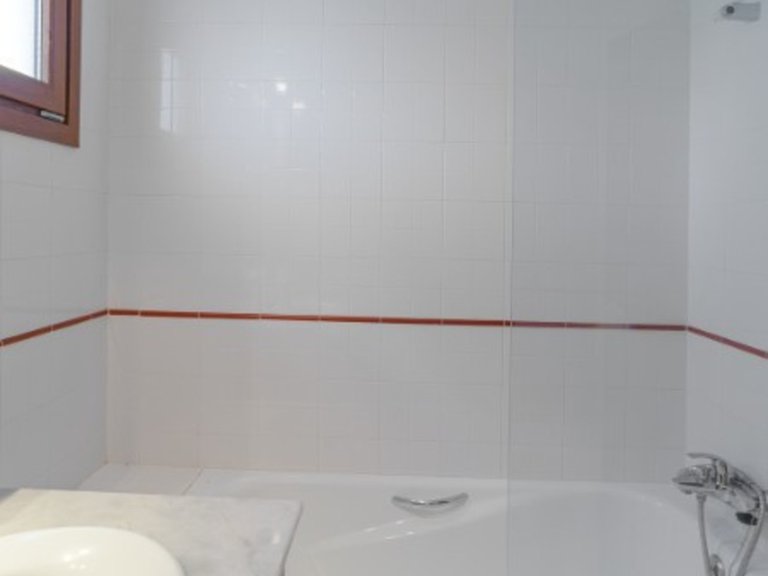 Apartment for Sale in Punta Prima, Alicante 20