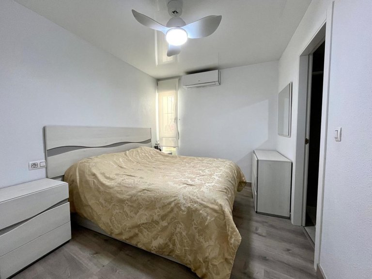 Apartment for Sale in Torrevieja, Alicante 29