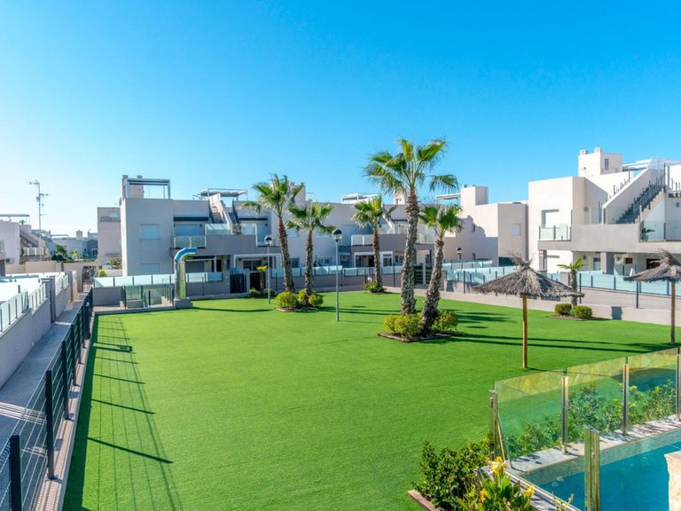 Apartment for Sale in Torrevieja, Alicante 35