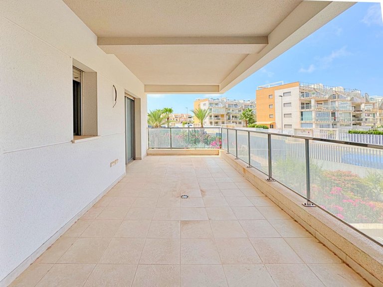 Apartment for Sale in Villamartin, Alicante 7