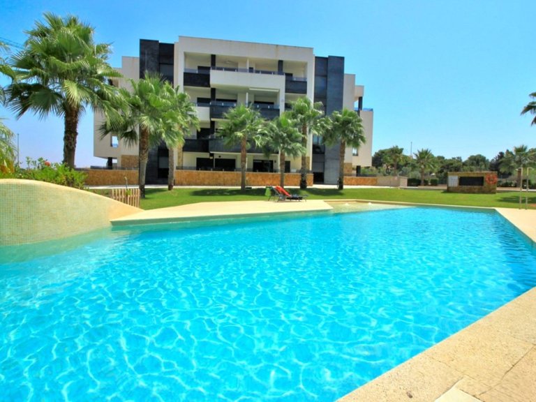 Apartment for Sale in Los Altos, Alicante 1