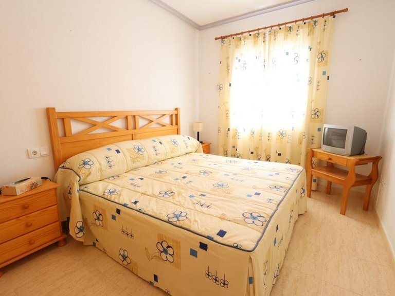 Villa for Sale in Punta Prima, Alicante 13