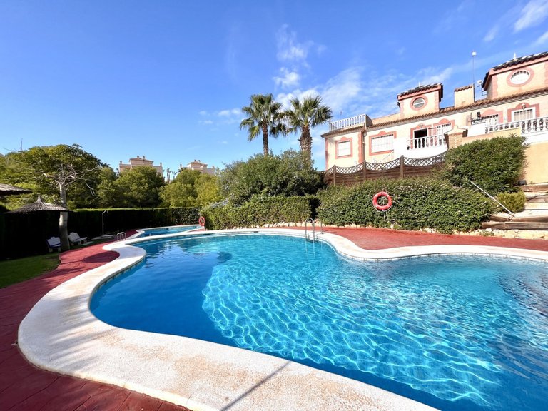 Apartment for Sale in Playa Flamenca, Alicante 2