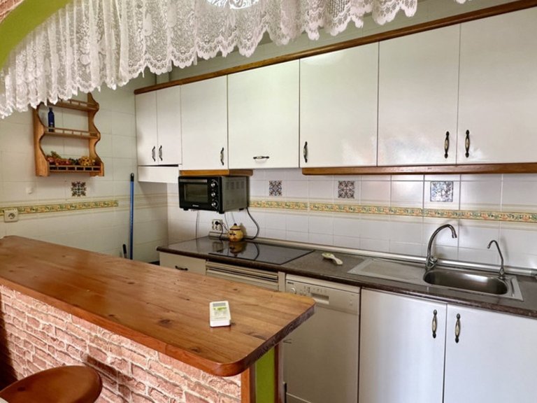 Villa for Sale in Los Altos, Alicante 37