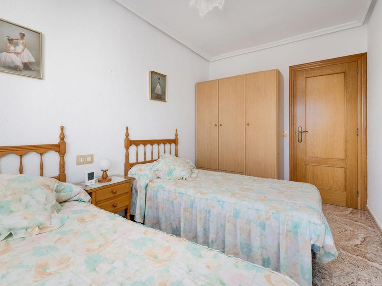 Apartment for Sale in Guardamar Del Segura, Alicante 16