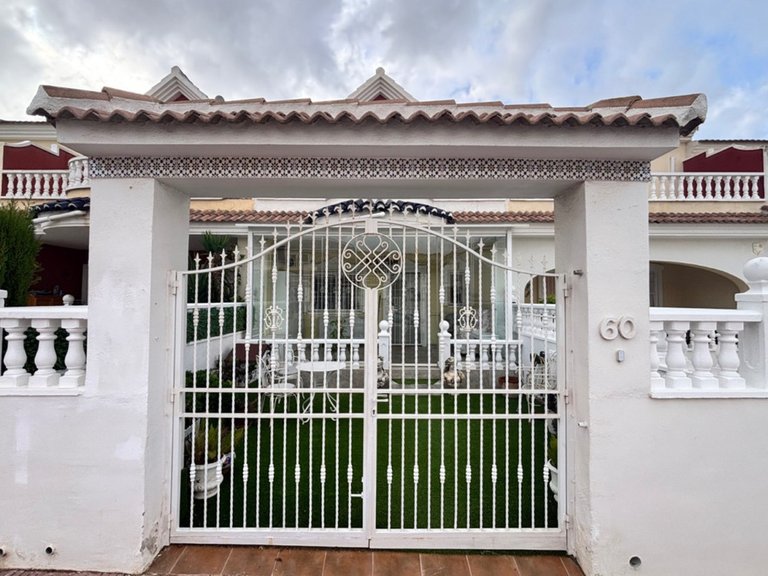 Villa for Sale in Benijofar, Alicante 2