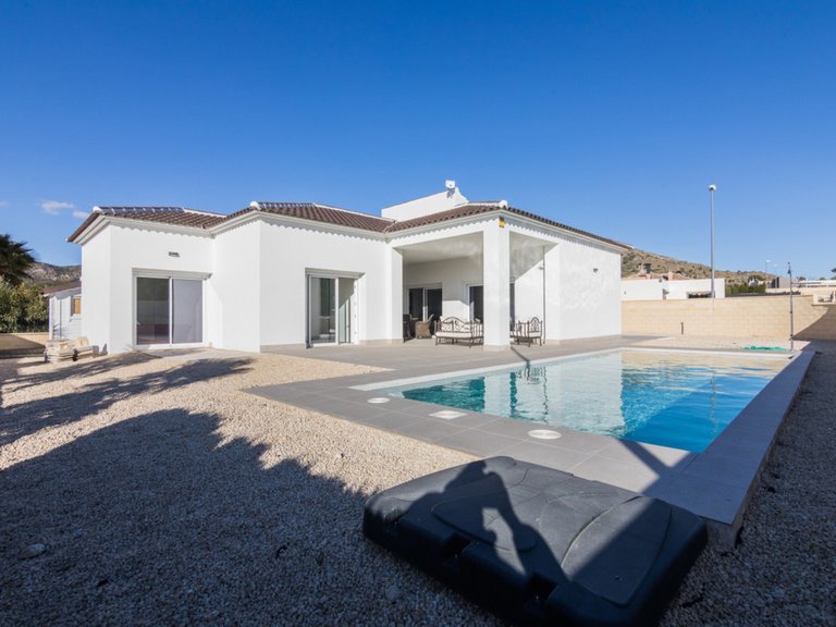 Villa for Sale in Aspe, Alicante 27