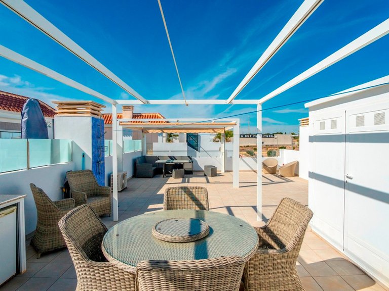Apartment for Sale in Dona Pepa, Alicante 6