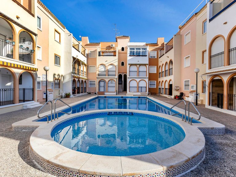 Apartment for Sale in Torrevieja, Alicante 1