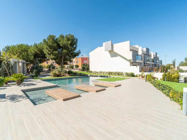 Apartment for Sale in Los Balcones, Alicante 7