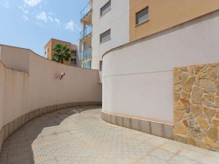 Apartment for Sale in Villamartin, Alicante 31