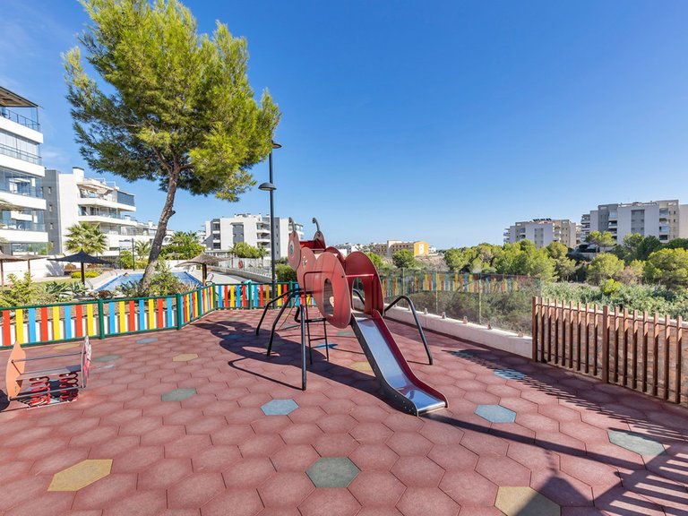 Apartment for Sale in Villamartin, Alicante 34