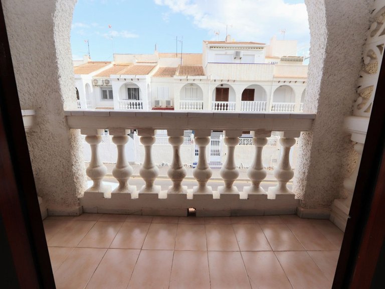 Villa for Sale in Mil Palmeras, Alicante 17
