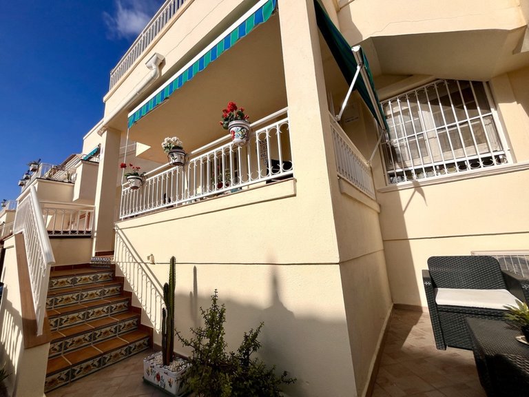 Apartment for Sale in La Florida, Alicante 32