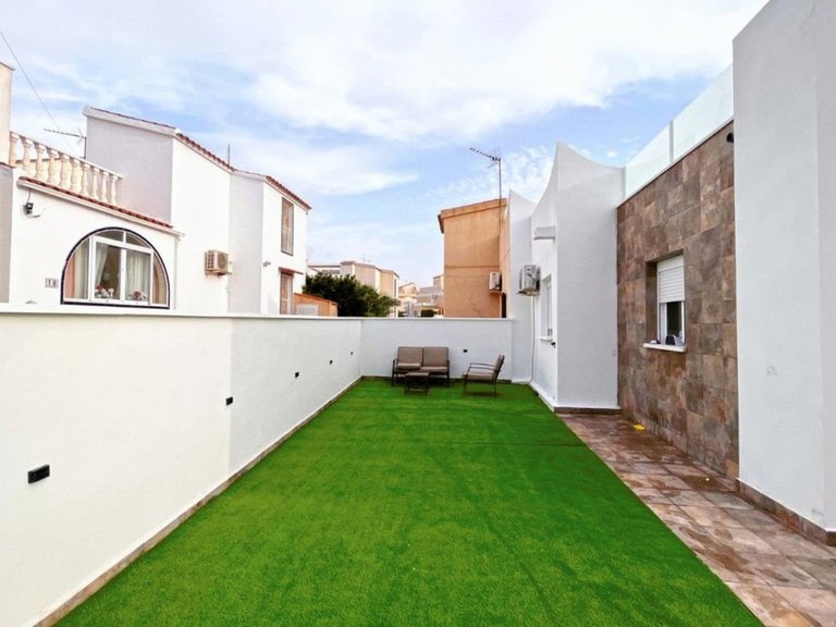 Villa for Sale in Orihuela Costa, Alicante 12