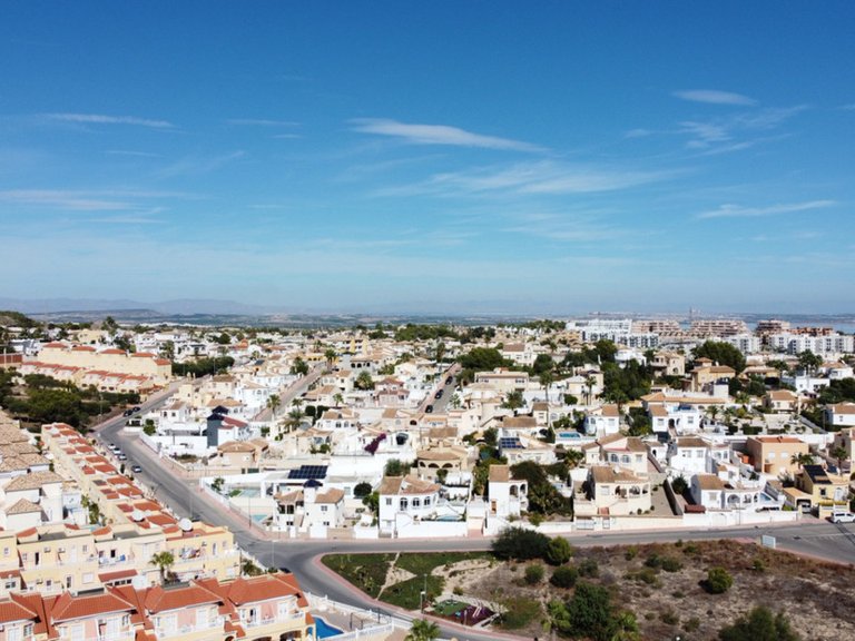 Apartment for Sale in Villamartin, Alicante 42