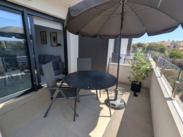 Apartment for Sale in Los Altos, Alicante 8