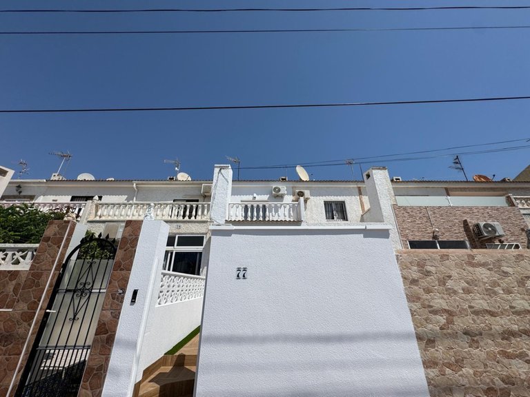 Villa for Sale in Torrevieja, Alicante 2