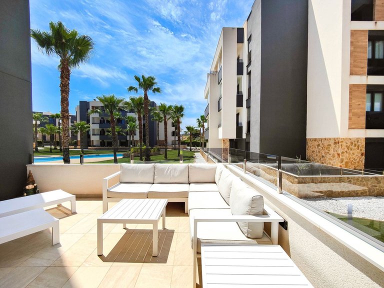 Apartment for Sale in Orihuela Costa, Alicante 2