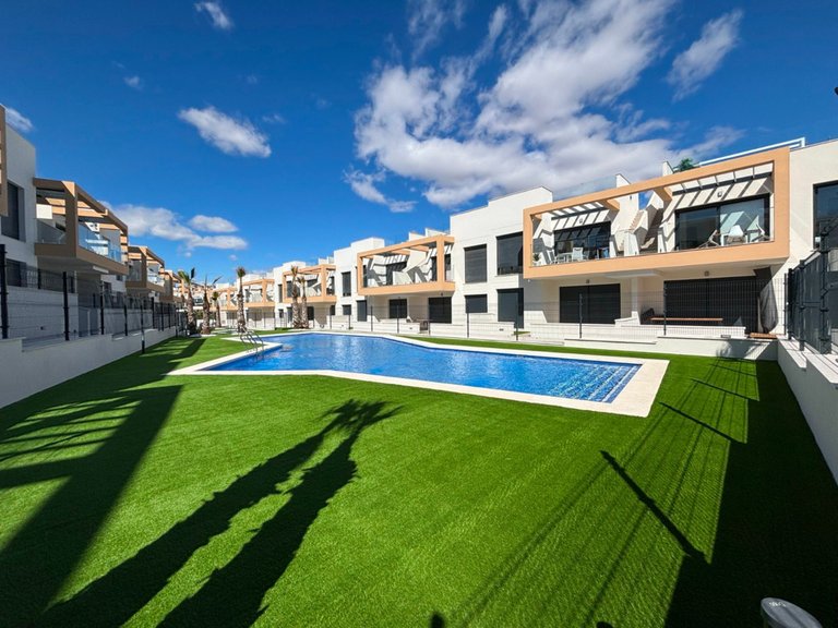 Apartment for Sale in Villamartin, Alicante 18