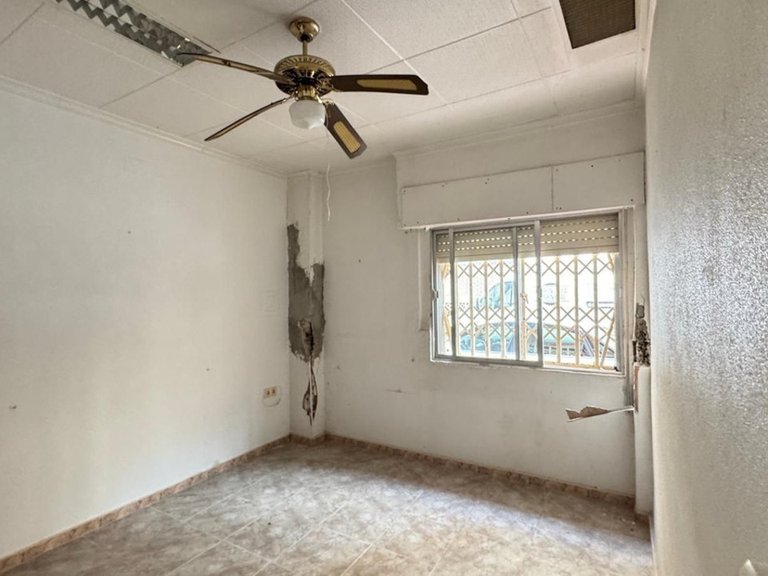 Apartment for Sale in Torrevieja, Alicante 9