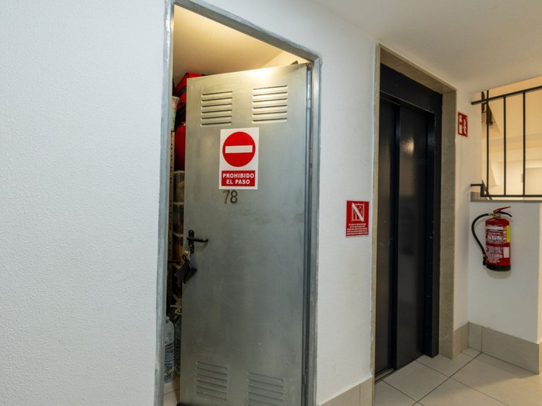 Apartment for Sale in Villamartin, Alicante 26