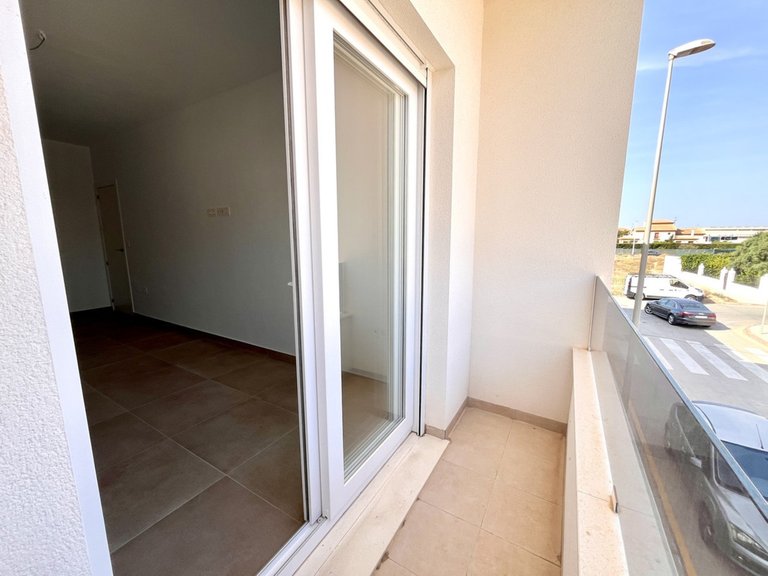 Villa for Sale in Pilar De La Horadada, Alicante 9
